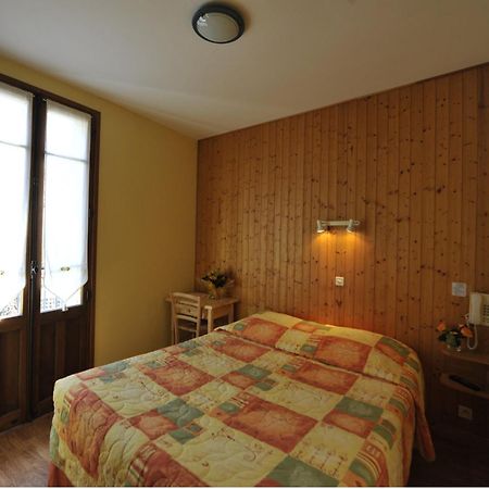Hotel De La Grotte Εξ Λε Μπαν Εξωτερικό φωτογραφία