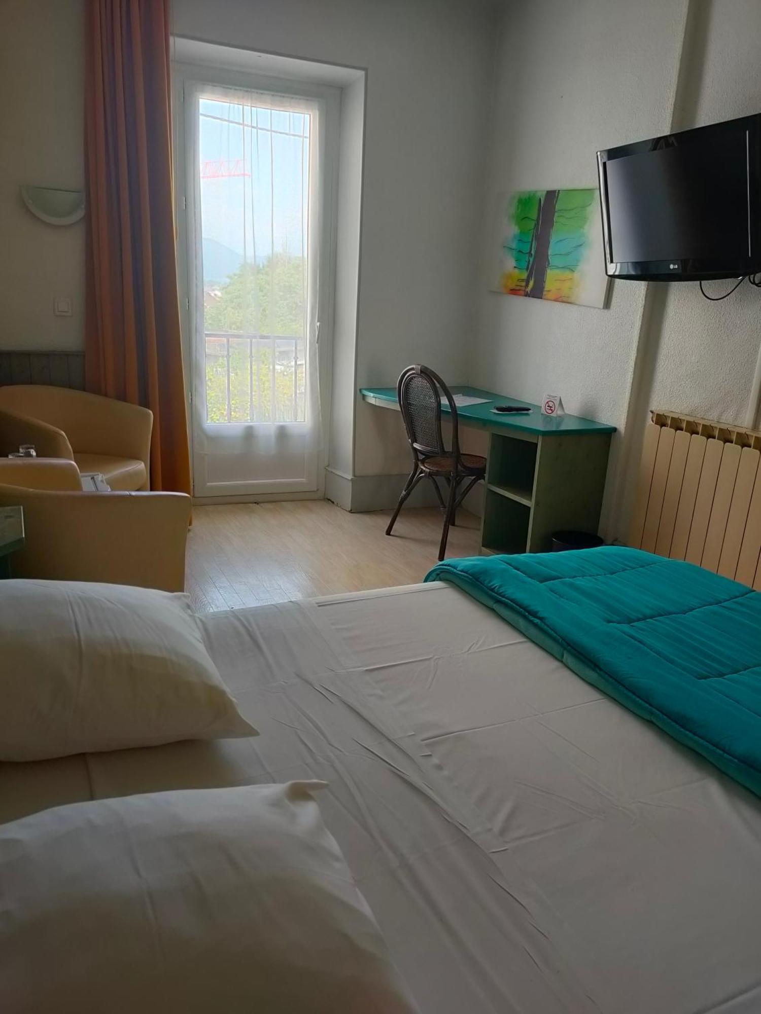 Hotel De La Grotte Εξ Λε Μπαν Εξωτερικό φωτογραφία
