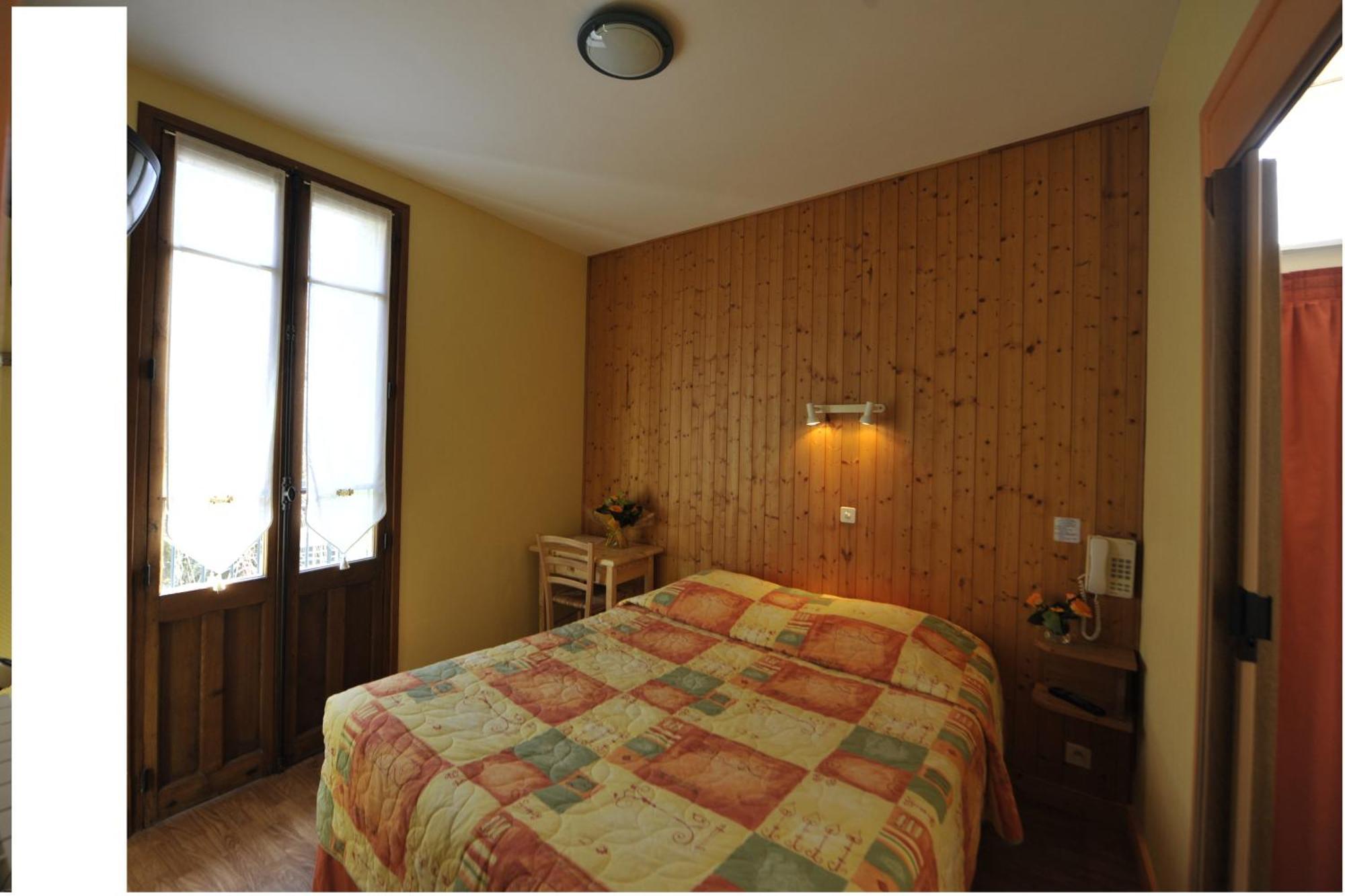 Hotel De La Grotte Εξ Λε Μπαν Εξωτερικό φωτογραφία