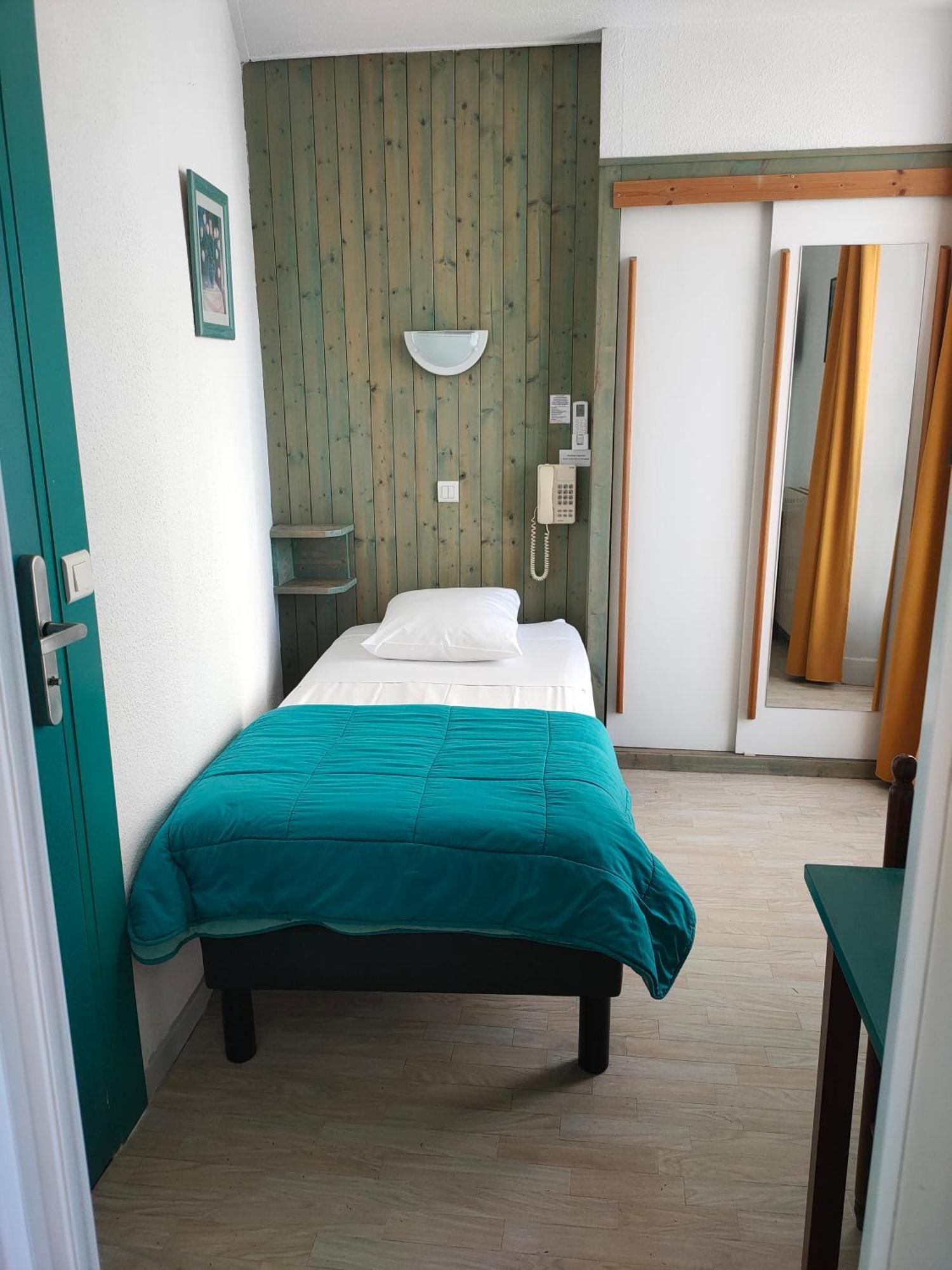 Hotel De La Grotte Εξ Λε Μπαν Εξωτερικό φωτογραφία